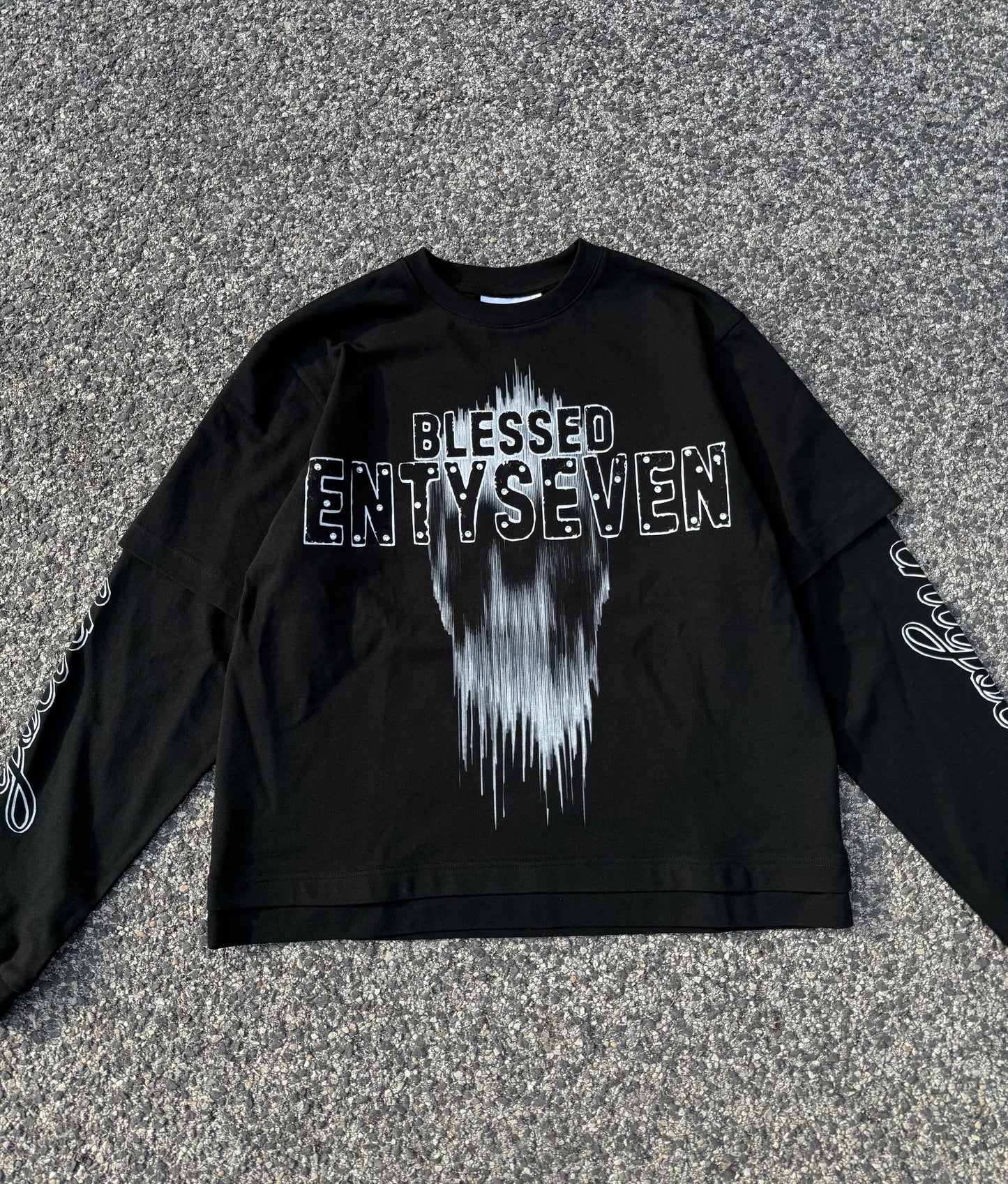 Dark Long-sleeve