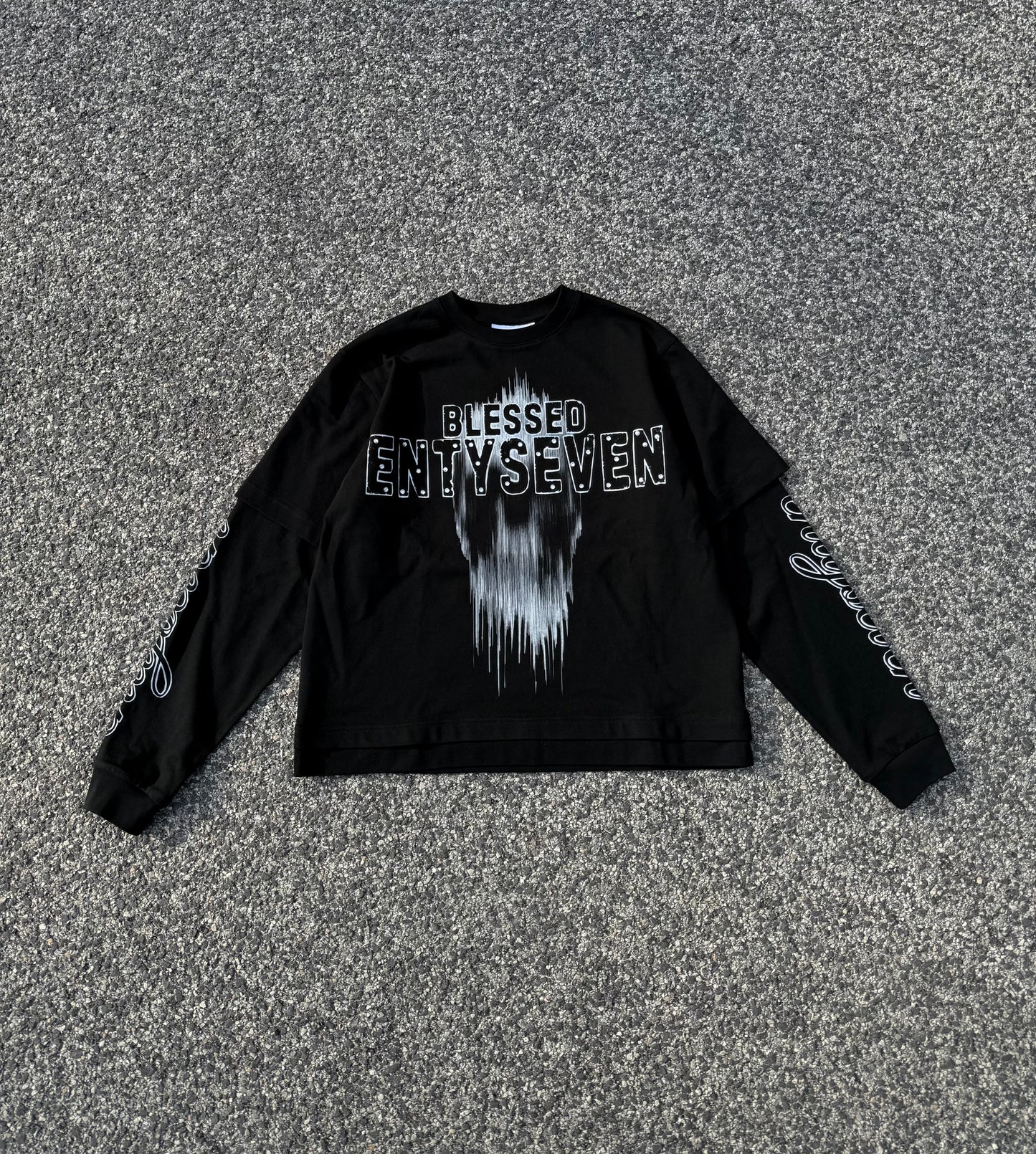 Dark Long-sleeve