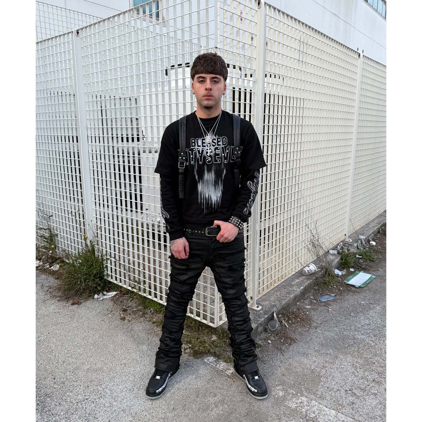 Dark Long-sleeve