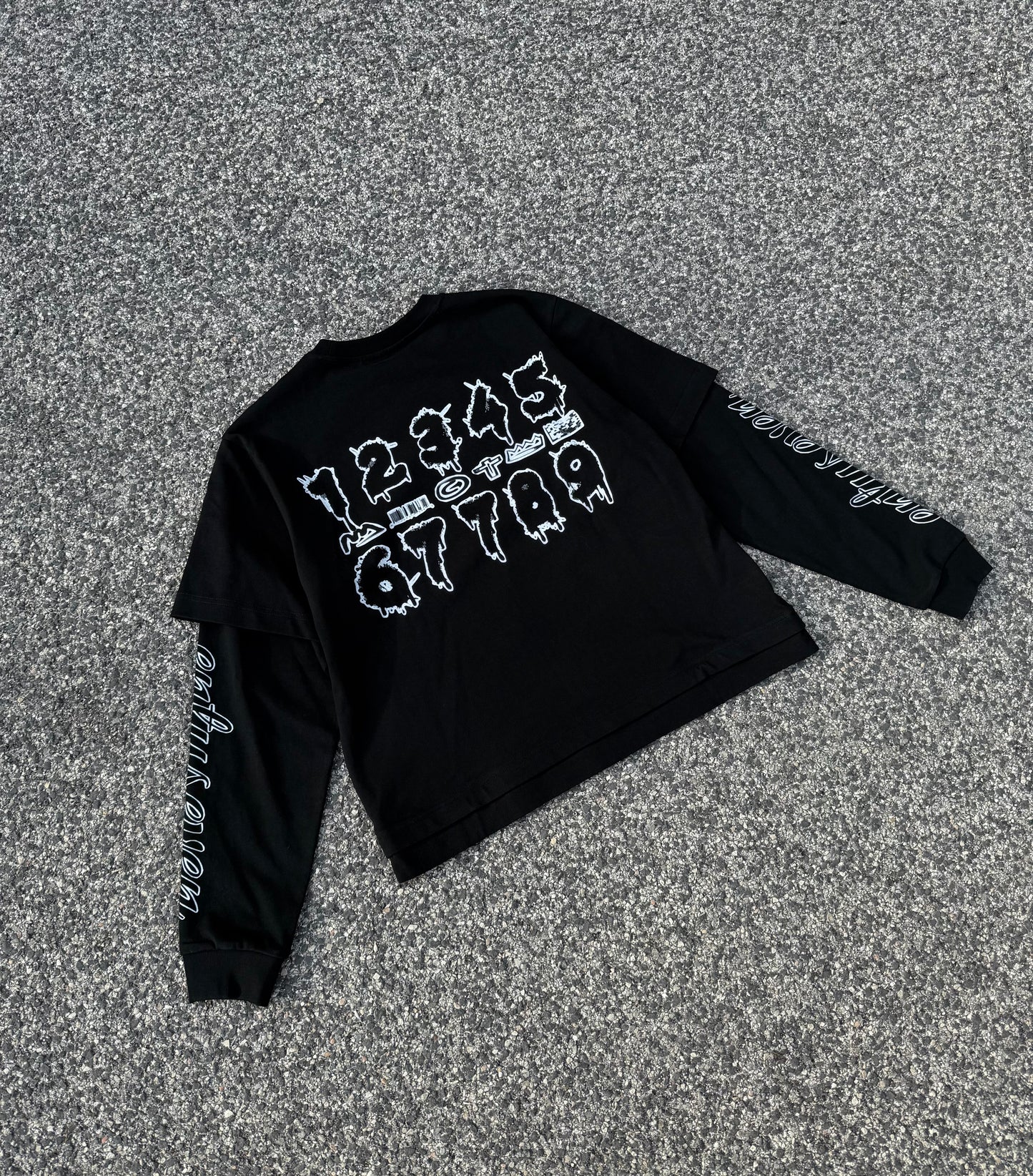 Dark Long-sleeve